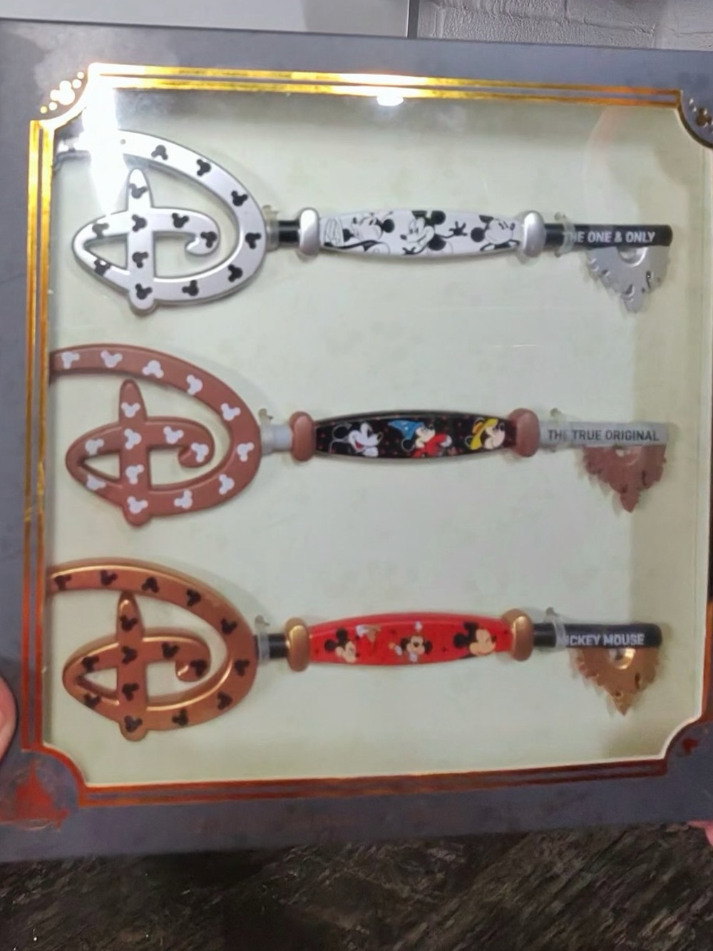 Disney Decorative Key Blanks Set in White, Bronze, and Red